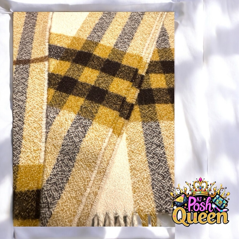 Burberry Plaid Cashmere Scarf in Yellow and Brown - Picture 8 of 11